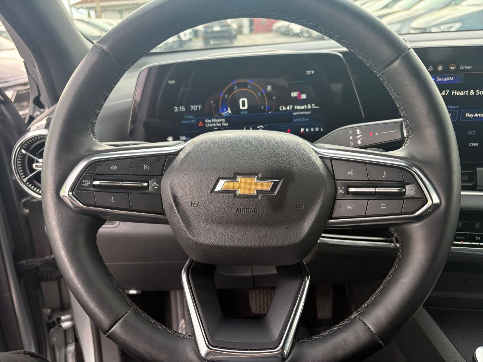 Used 2025 Chevrolet Equinox LT FWD image 28
