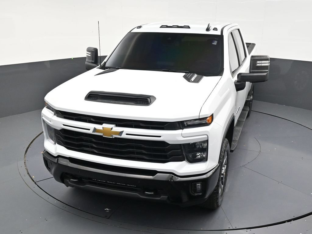 Used 2025 Chevrolet Silverado 2500 Custom w/ Custom Value Package AWD/4WD image 20