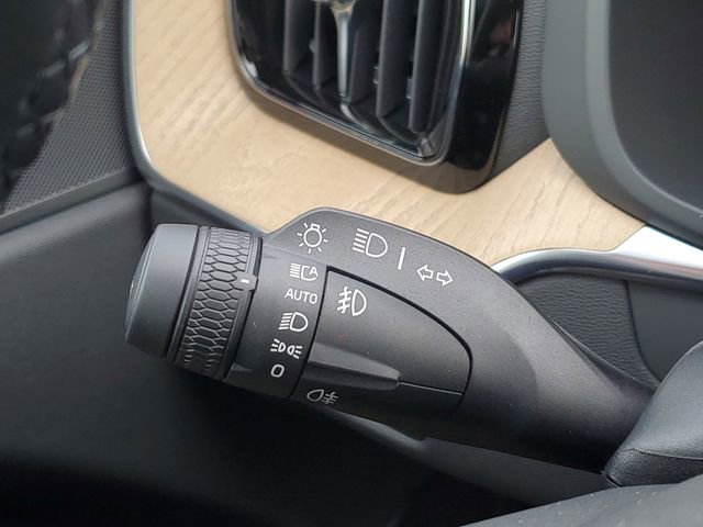New 2026 Volvo XC60 B5 Plus w/ Protection Package Premier image 11