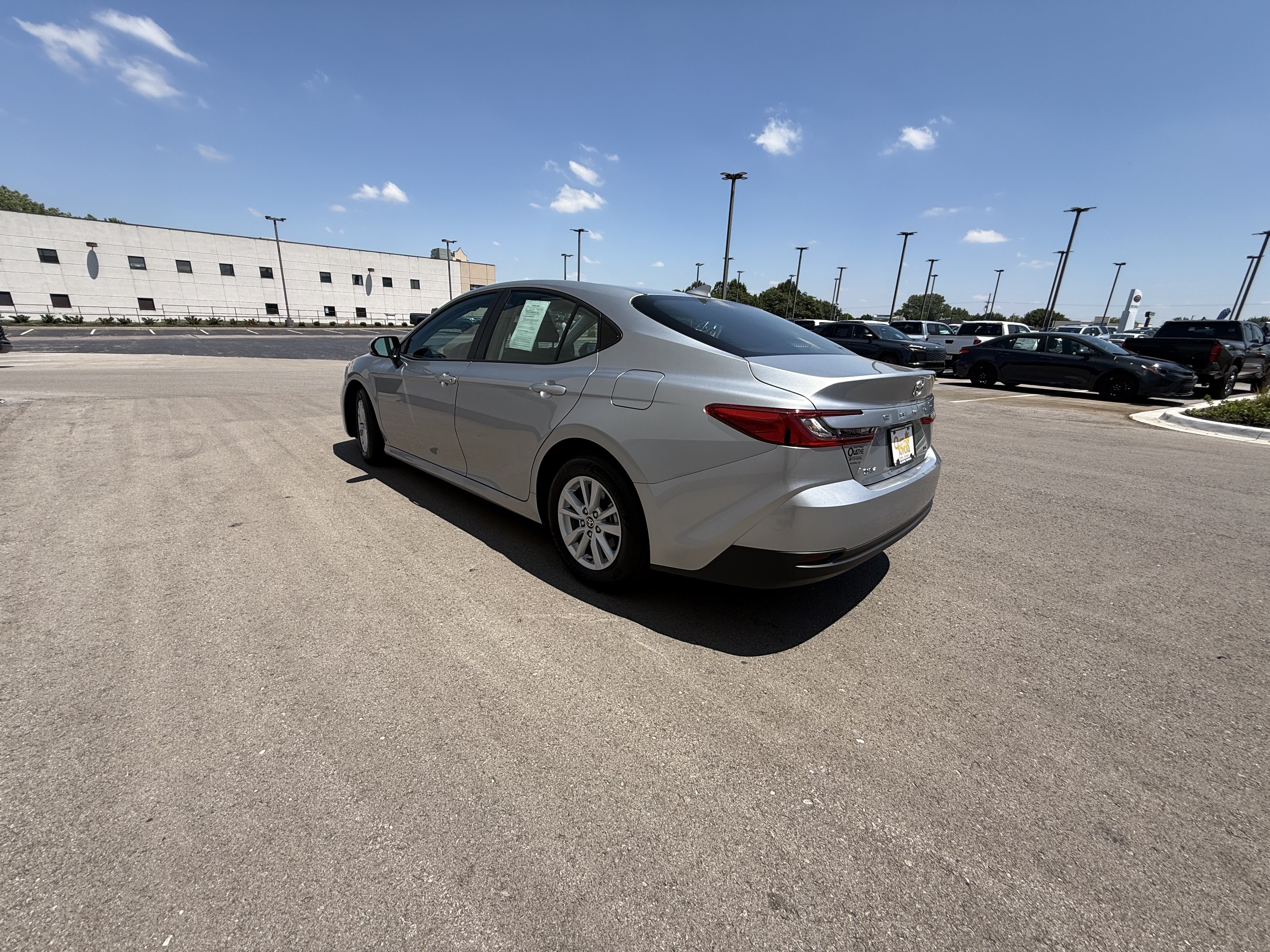 Used 2026 Toyota Camry LE FWD image 20