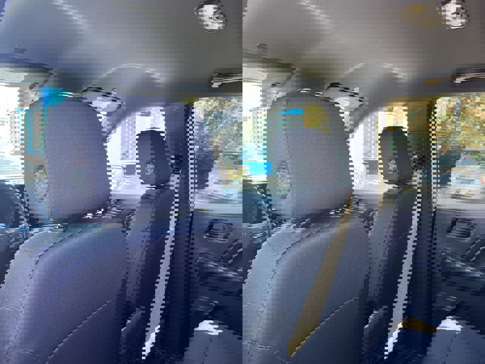 Certified 2023 Chevrolet Colorado W/T RWD image 31