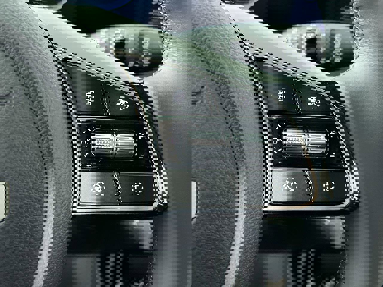 Certified 2024 Kia Seltos EX image 18