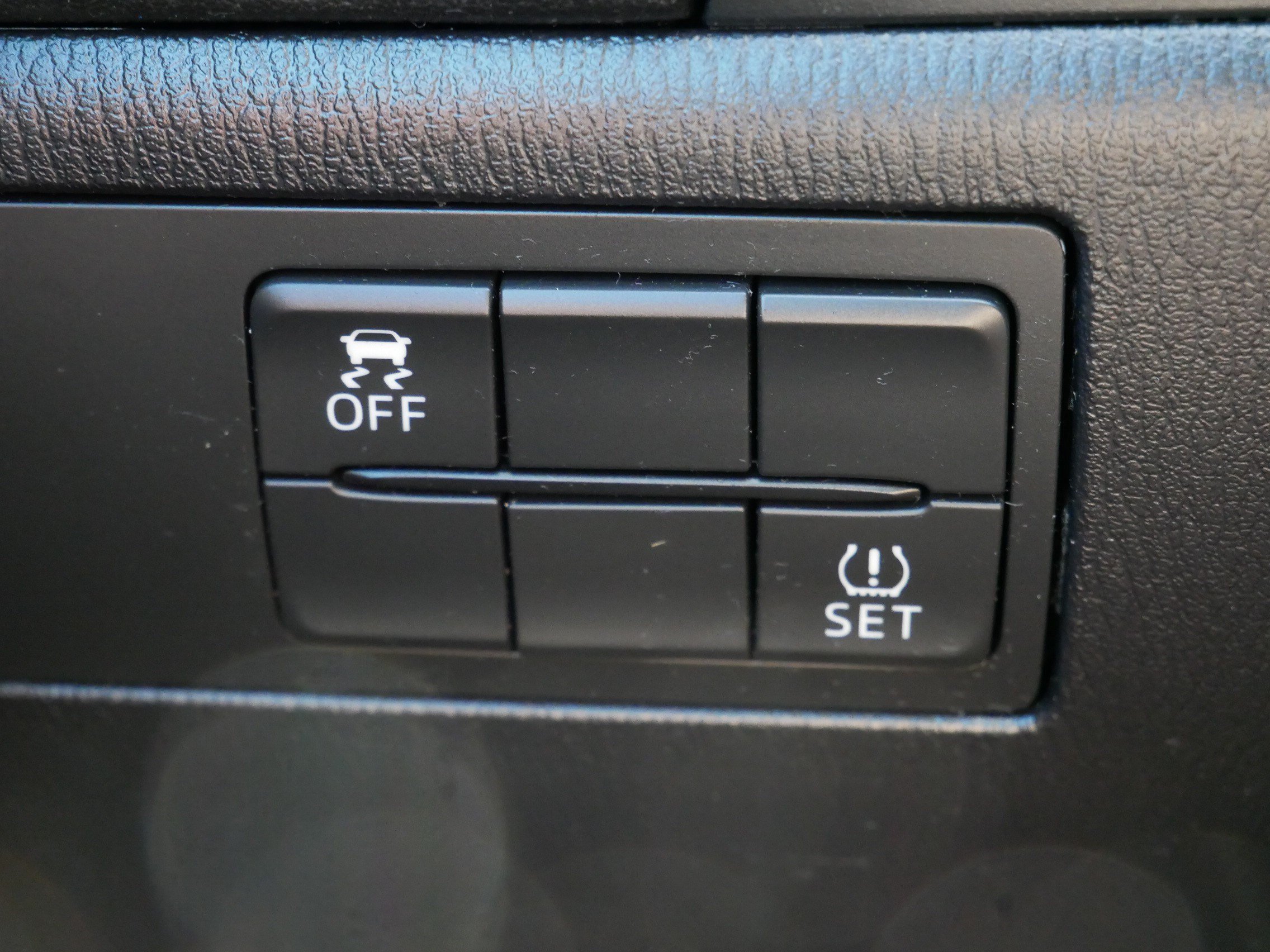 Used 2017 MAZDA MAZDA3 Touring FWD image 26