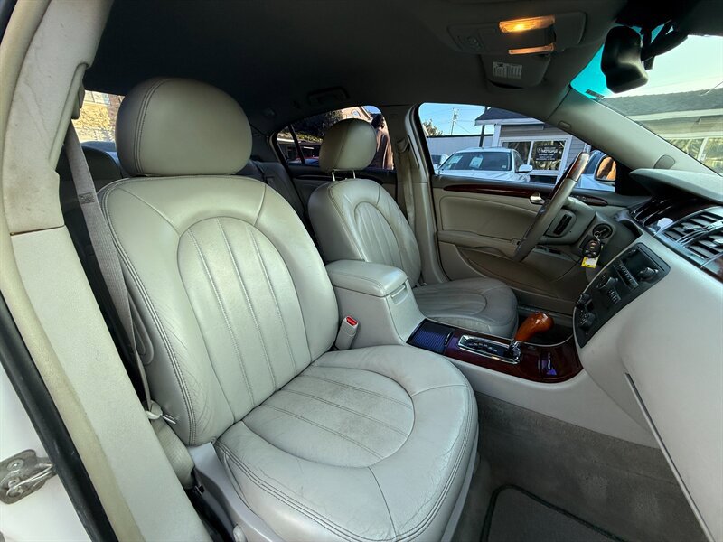 Used 2009 Buick Lucerne CXL w/ Driver Confidence Package FWD image 13