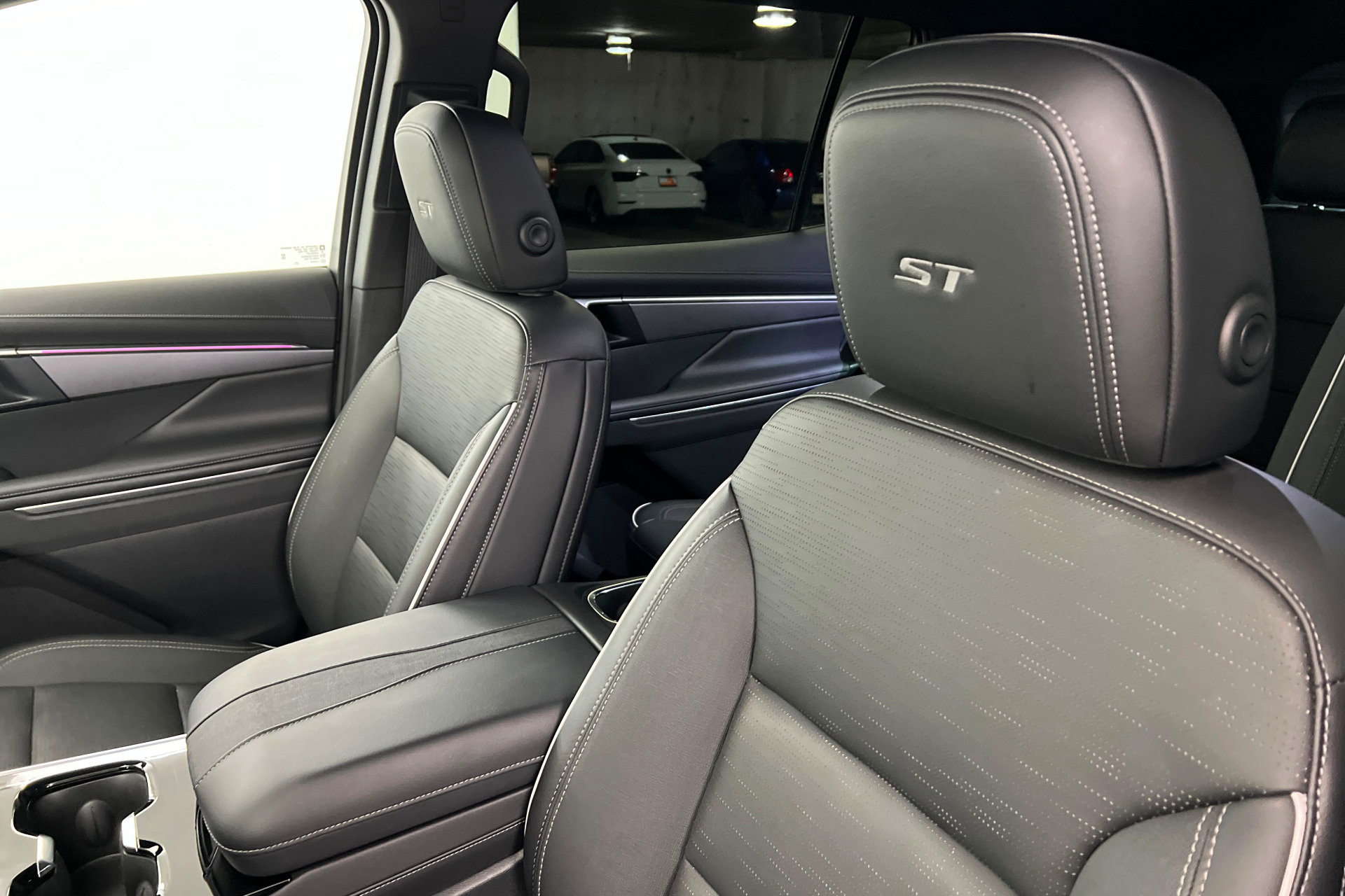 Used 2026 Buick Enclave Sport Touring FWD image 18