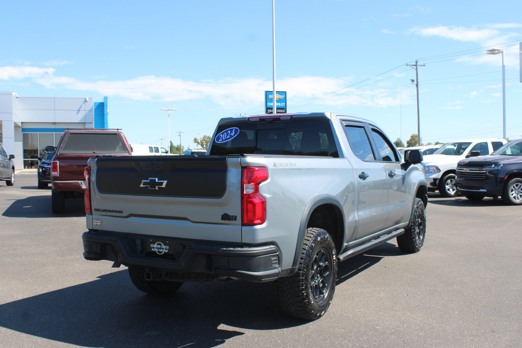 Used 2024 Chevrolet Silverado 1500 ZR2 w/ ZR2 Bison Edition AWD/4WD image 9