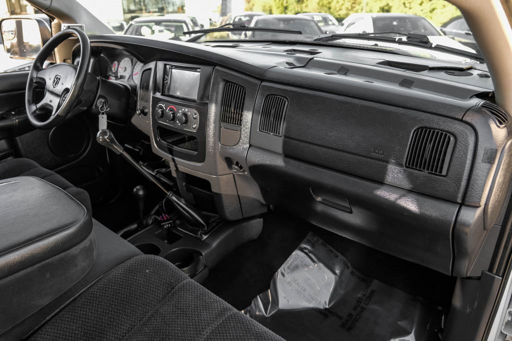Used 2003 Dodge Ram 2500 Truck SLT image 10
