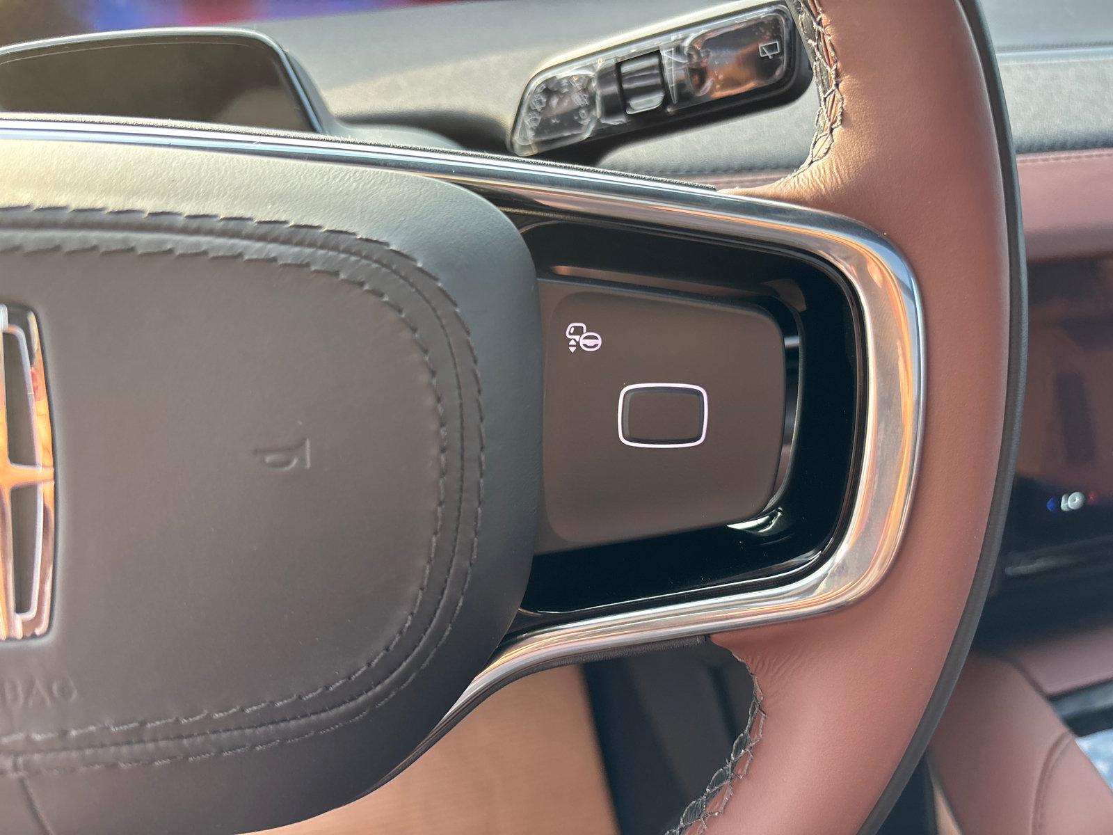 New 2027 Lincoln Navigator Reserve AWD/4WD image 17