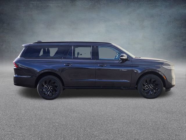 New 2026 Lincoln Navigator L Reserve w/ Jet Appearance Package image 8