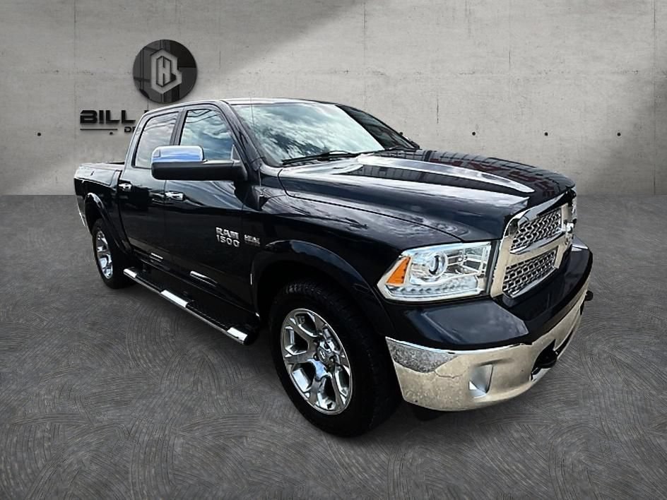 Used 2016 RAM 1500 Laramie w/ Convenience Group AWD/4WD image 4