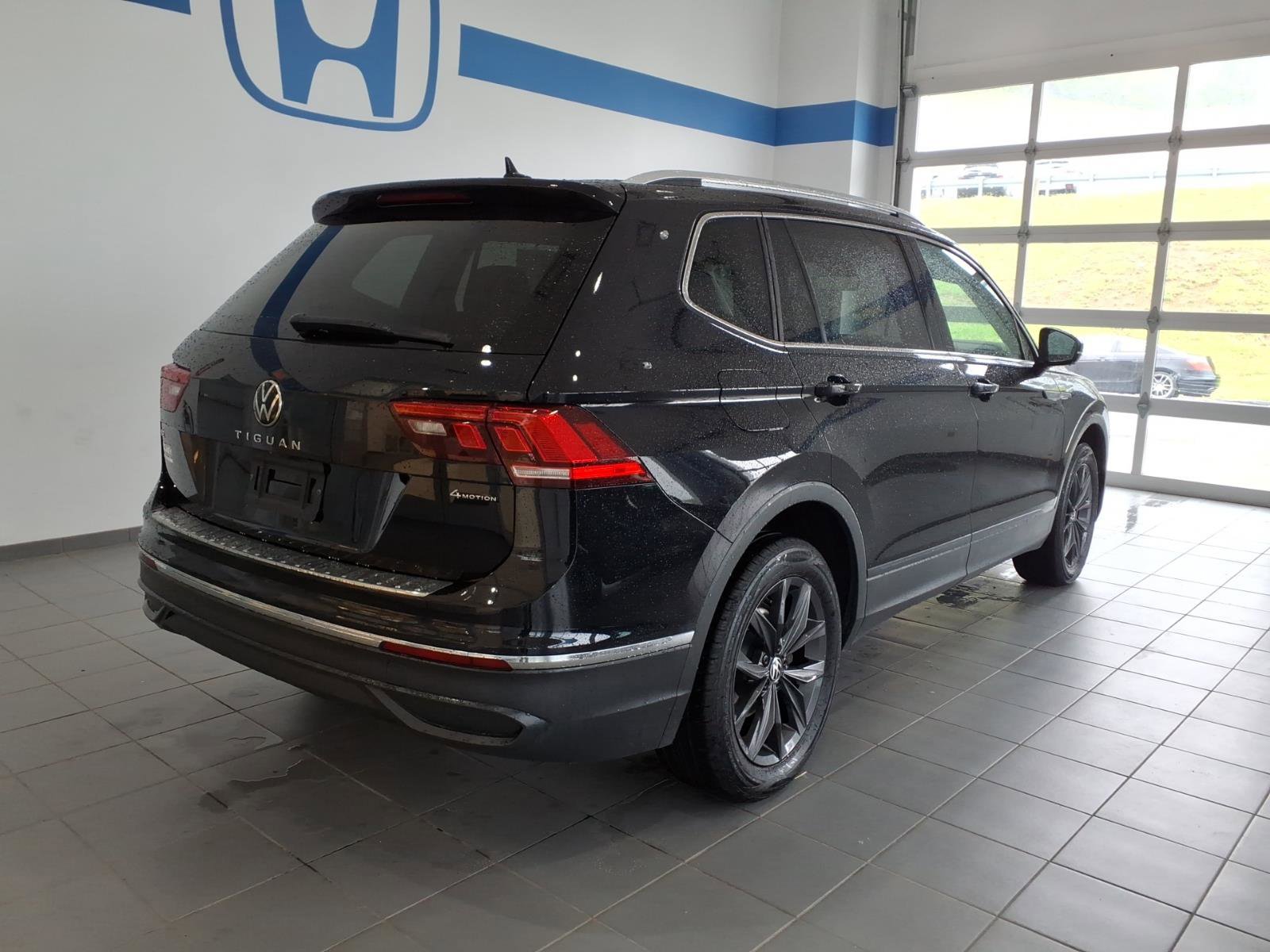 Used 2022 Volkswagen Tiguan SE AWD/4WD image 5