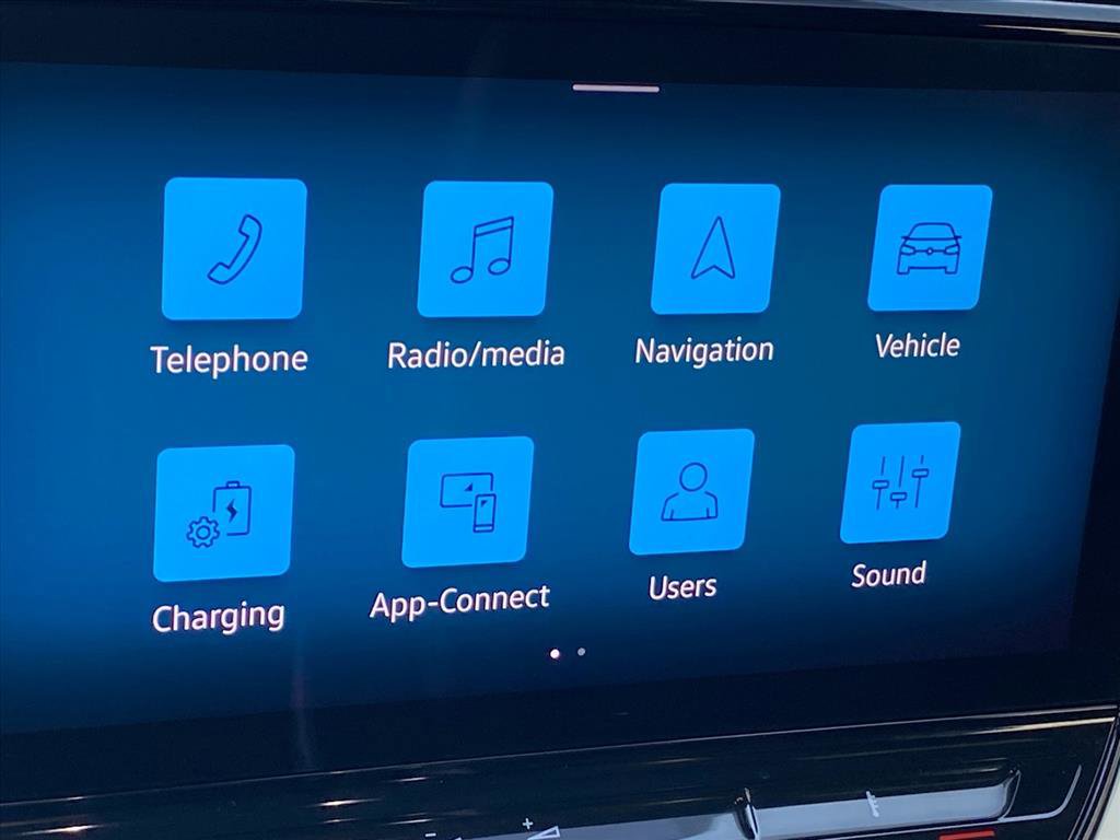 Certified 2022 Volkswagen ID.4 Pro S w/ Gradient Package image 14