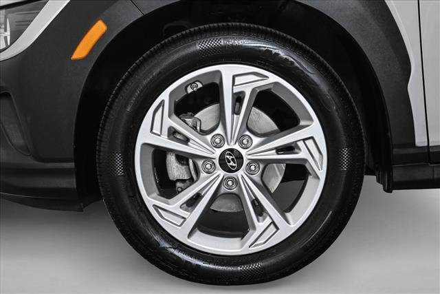Used 2023 Hyundai Kona SEL image 24