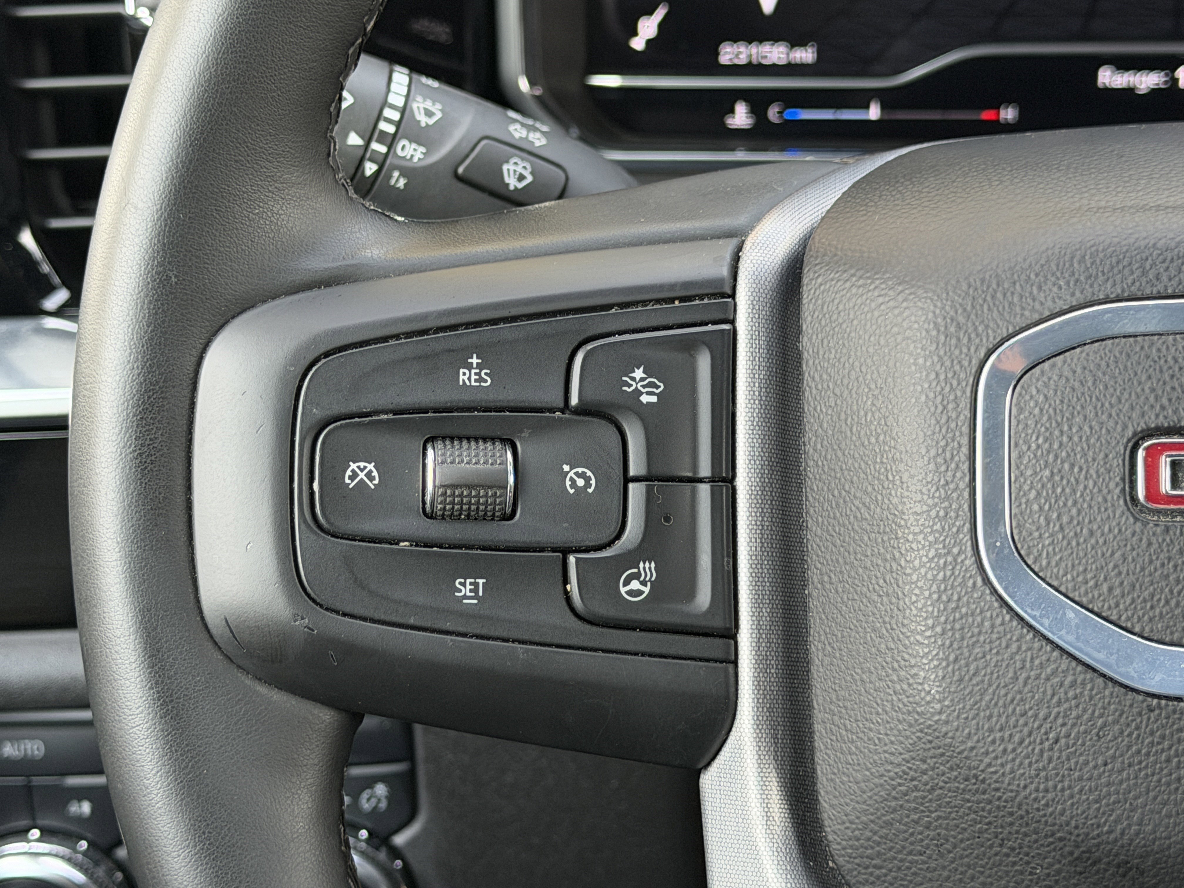 Used 2024 GMC Sierra 1500 Elevation image 32