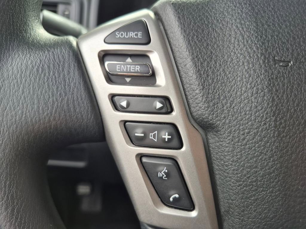Used 2022 Nissan Titan SV w/ Accessory Utility Package image 20