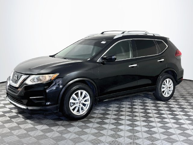 Used 2019 Nissan Rogue S w/ Special Edition Package FWD image 4