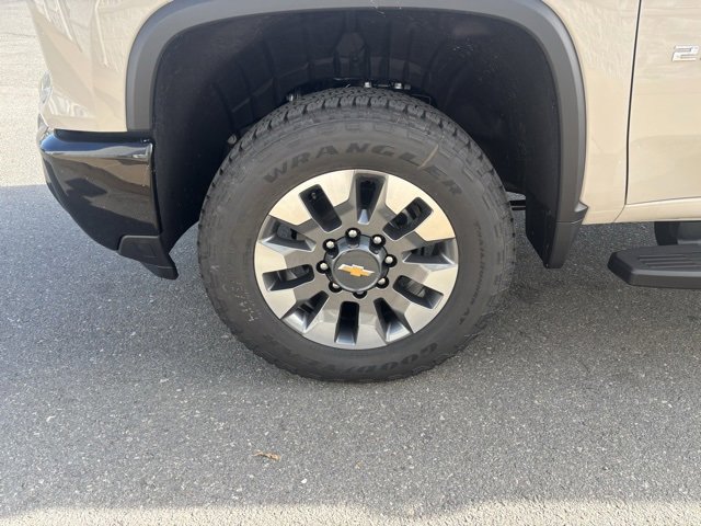 New 2026 Chevrolet Silverado 2500 Custom image 7