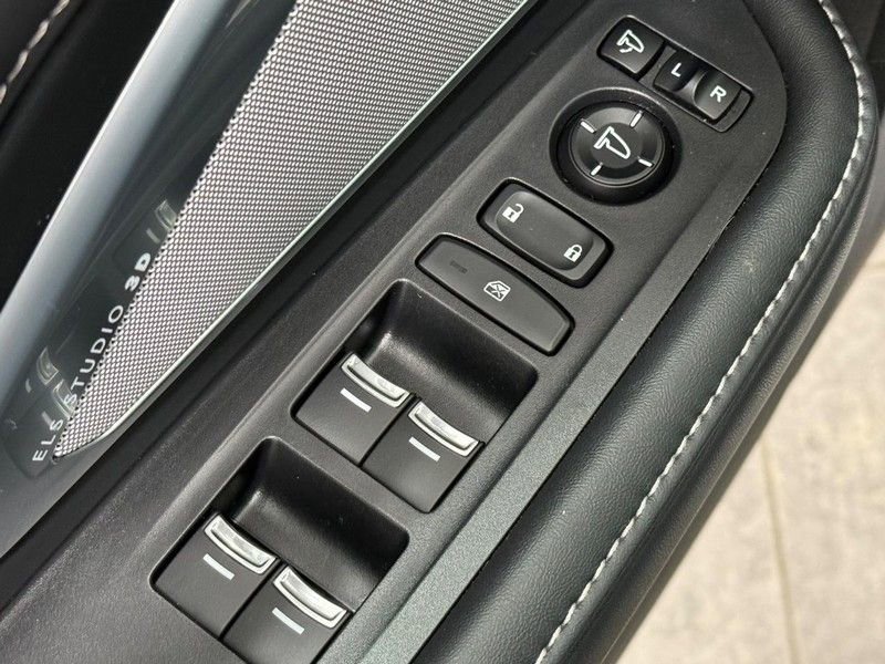 Used 2024 Acura RDX SH-AWD w/ Advance Package image 19