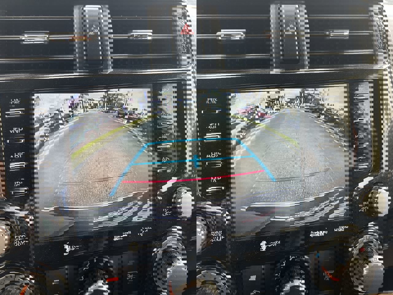 Used 2024 Toyota 4Runner TRD Off-Road image 25