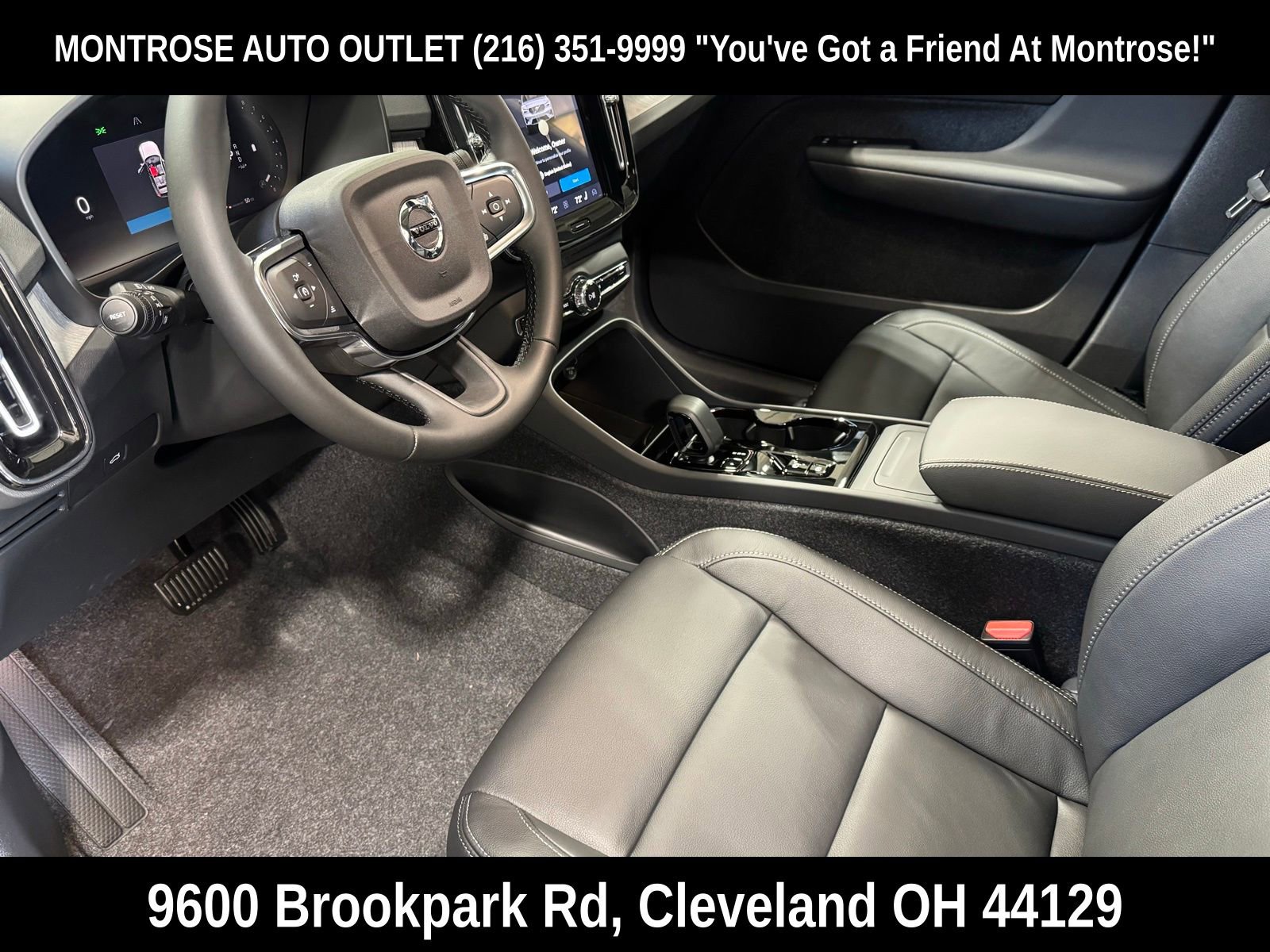 New 2026 Volvo XC40 B5 Core w/ Protection Package Premier image 12