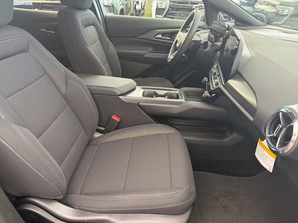 New 2026 Chevrolet Equinox EV LT image 22