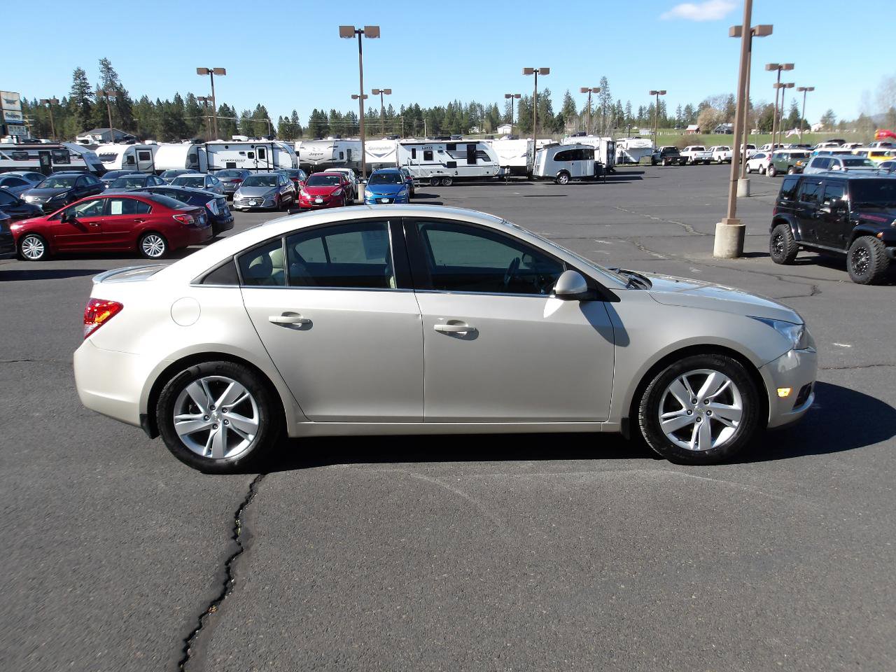 Used 2014 Chevrolet Cruze Diesel FWD image 6