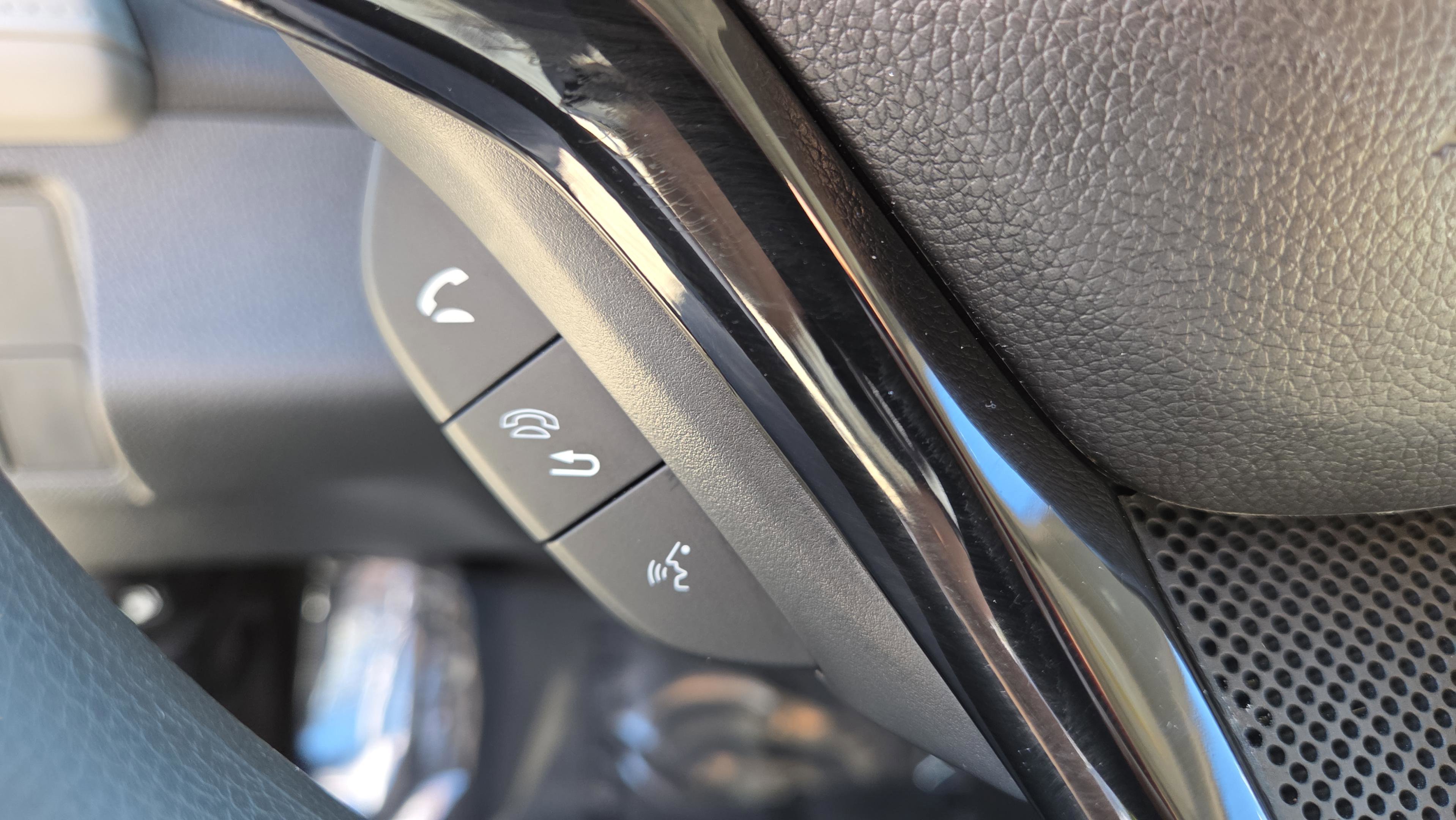 Certified 2018 Honda HR-V EX image 28