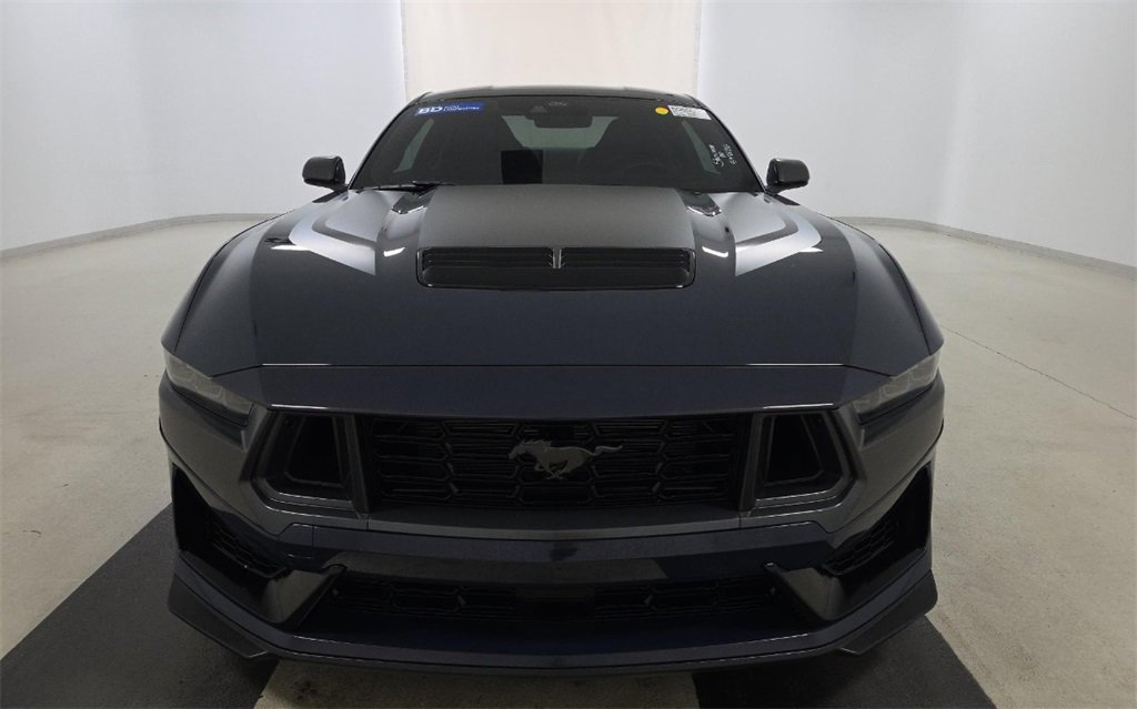 Used 2025 Ford Mustang Dark Horse image 2