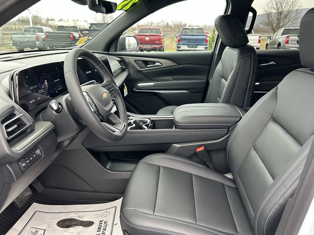 New 2026 Chevrolet Traverse LT image 21