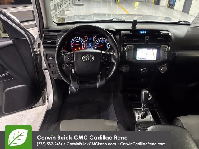 Used 2018 Toyota 4Runner SR5 Premium AWD/4WD image 28