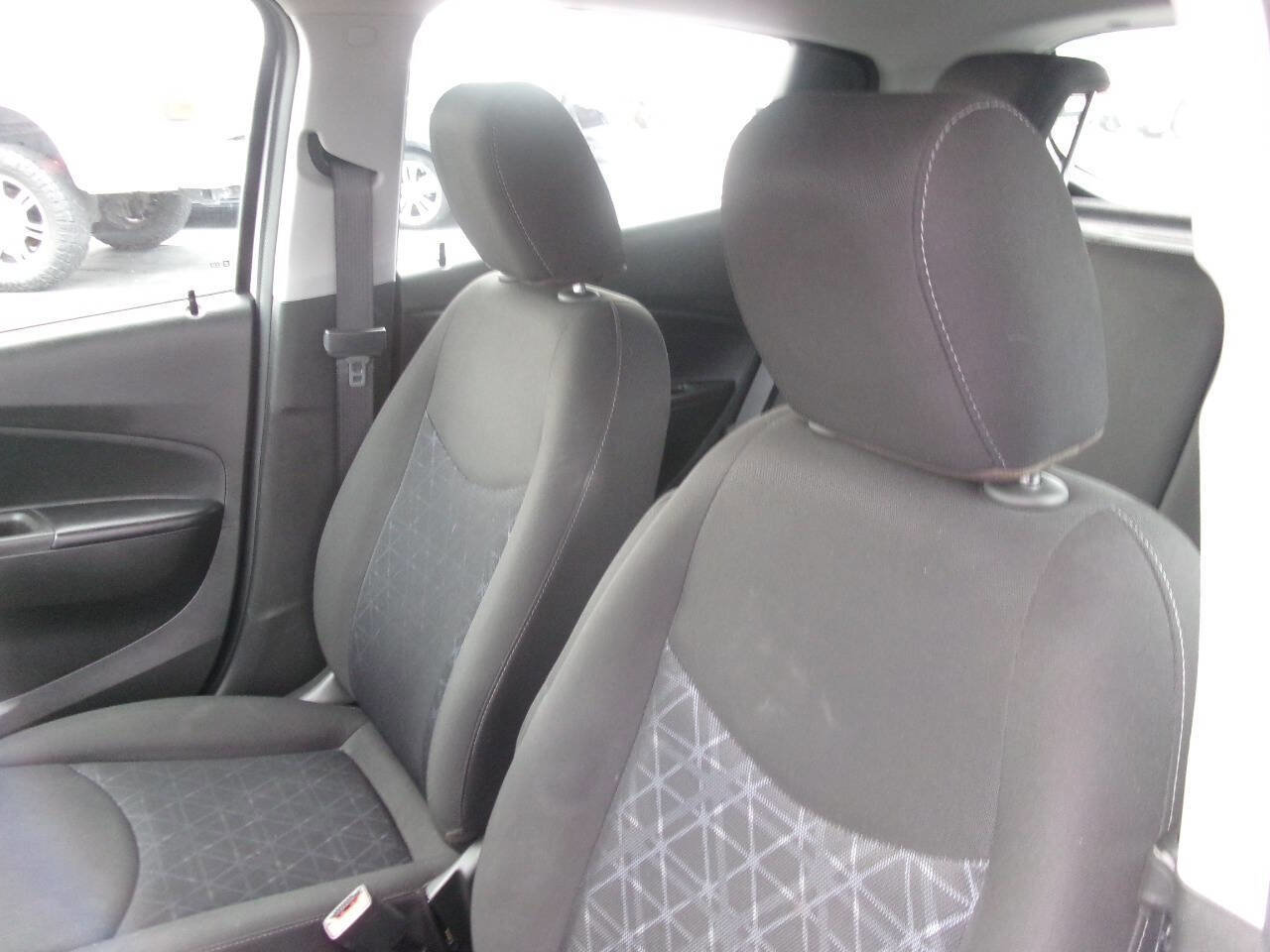 Used 2020 Chevrolet Spark LT FWD image 13
