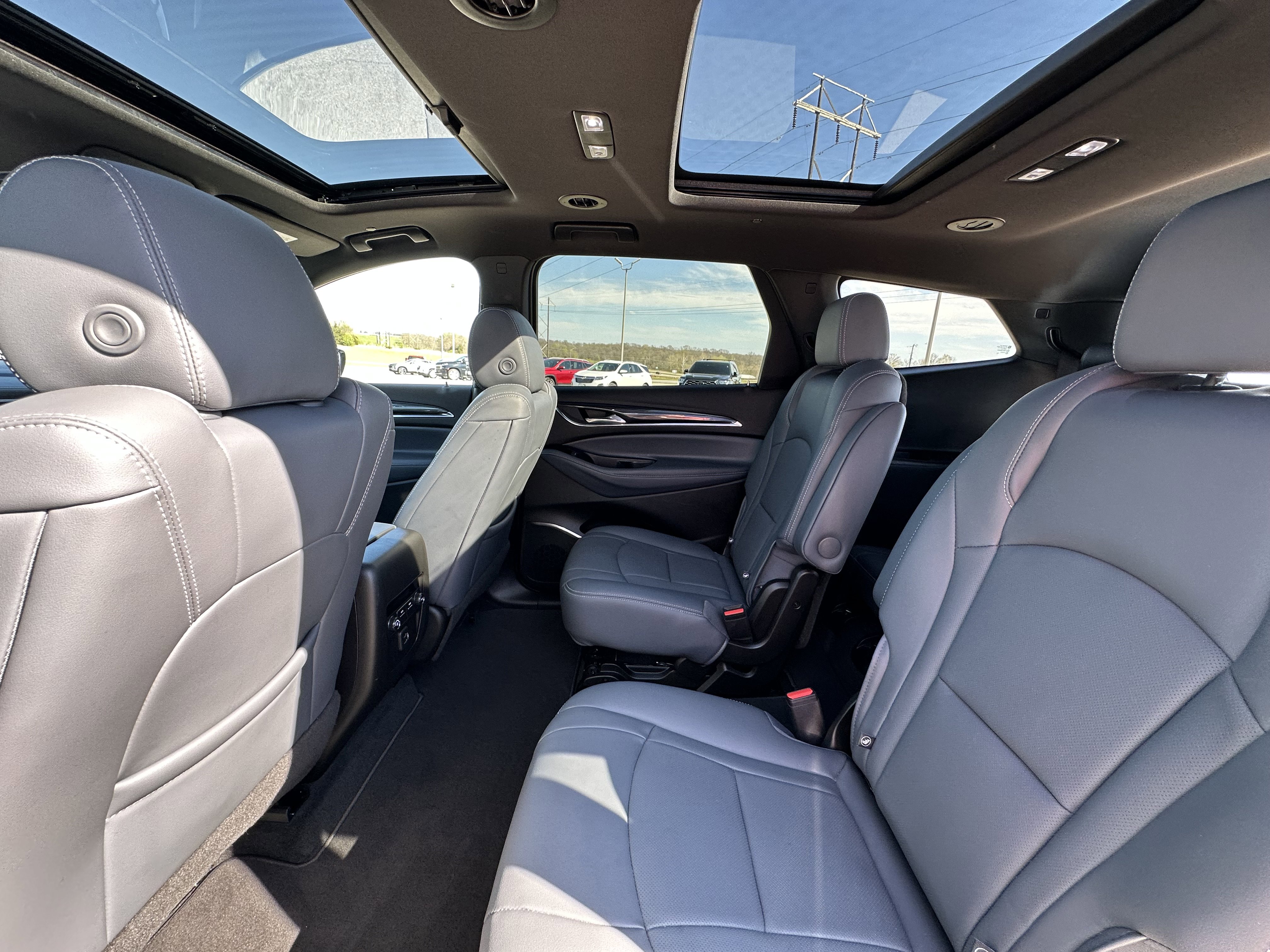 Used 2023 Buick Enclave Essence w/ Experience Buick Package FWD image 24