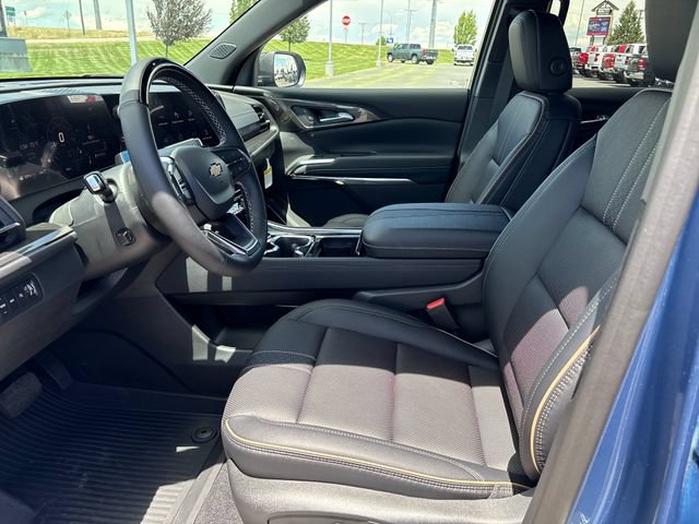 New 2026 Chevrolet Traverse High Country w/ LPO, Floor Liner Package AWD/4WD image 9