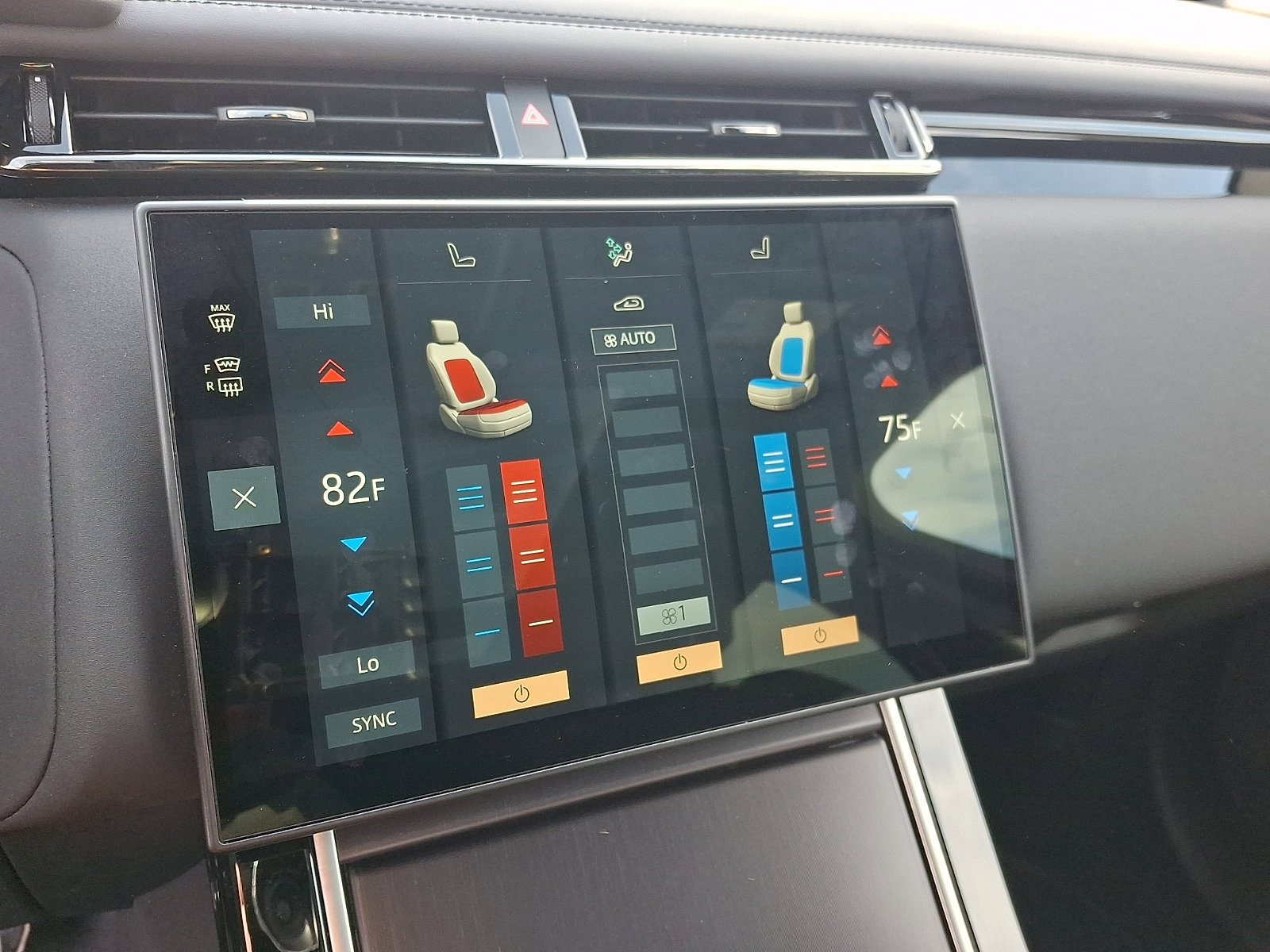 Used 2026 Land Rover Range Rover Velar Dynamic SE image 16