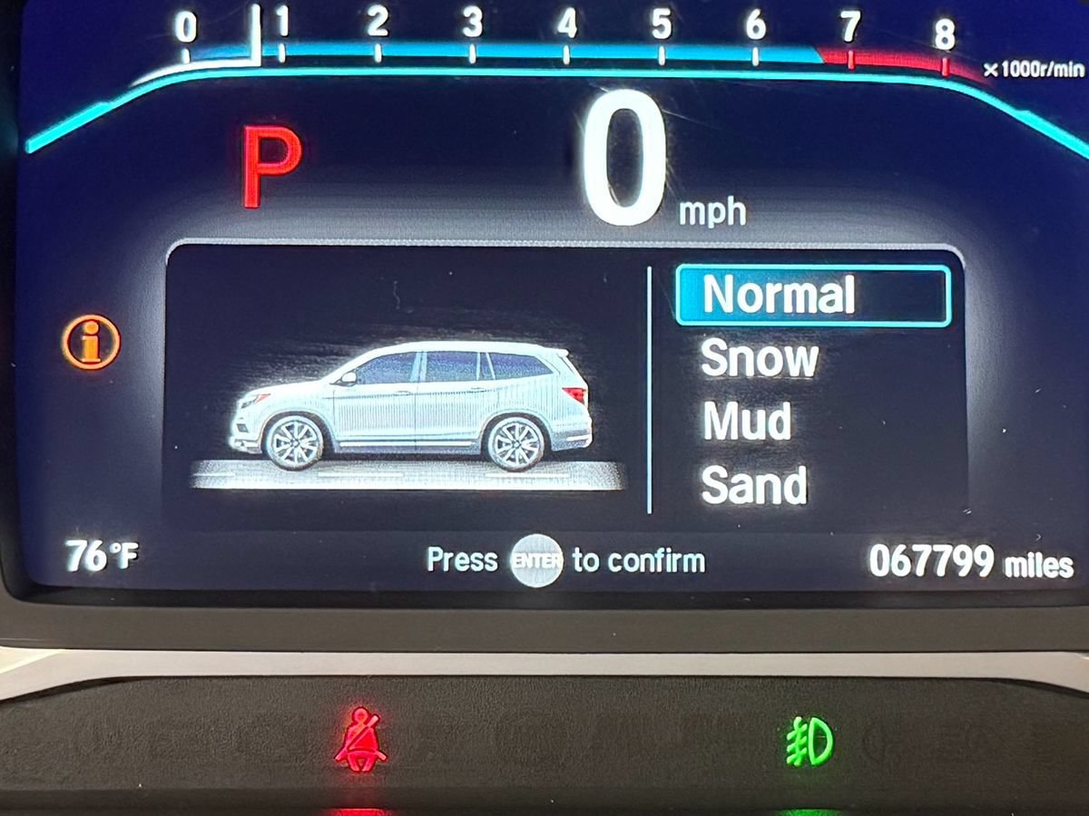 Used 2022 Honda Pilot Touring image 19