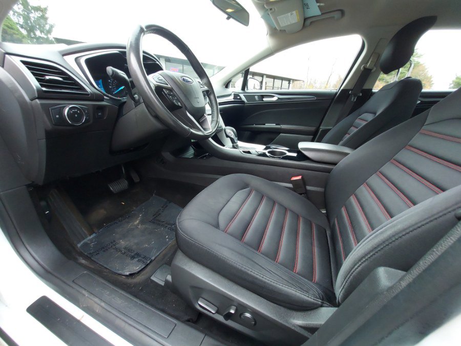 Used 2014 Ford Fusion SE image 7