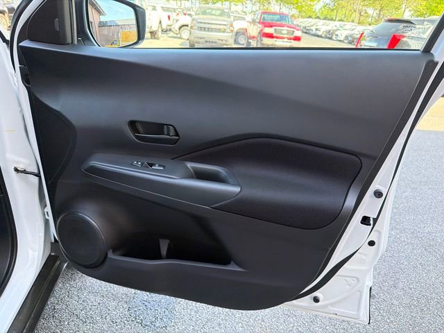 Used 2025 Nissan Kicks Play S FWD image 14