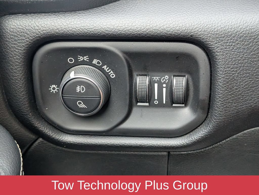 Certified 2026 RAM 3500 Laramie AWD/4WD image 16
