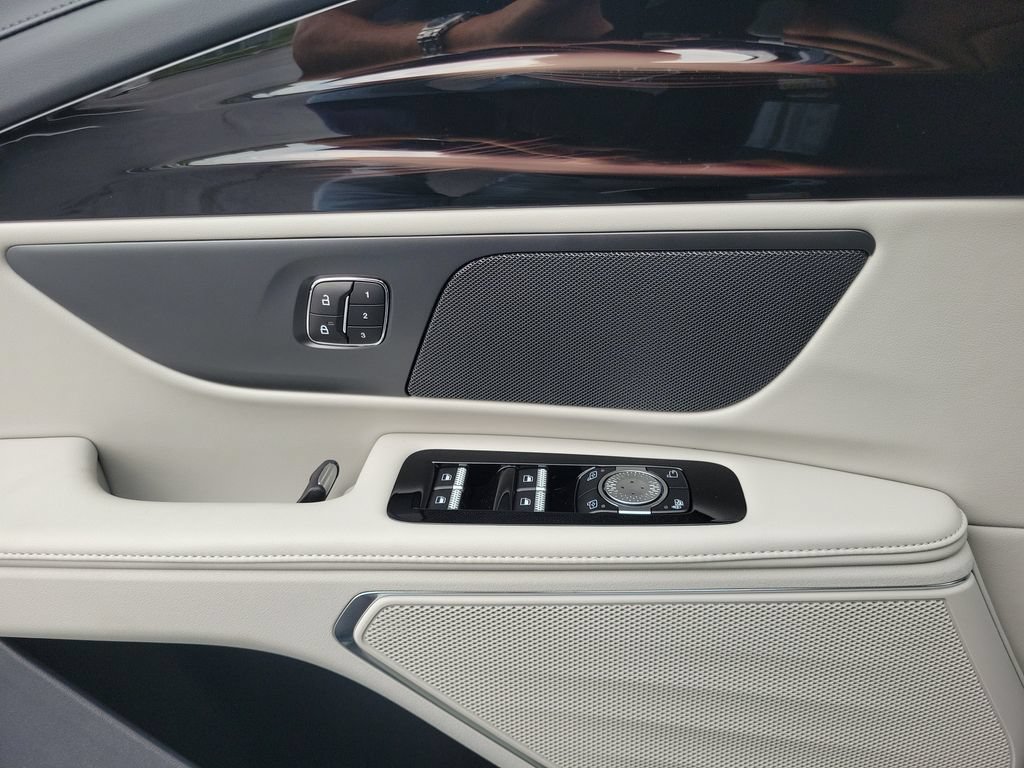 New 2026 Lincoln Nautilus Premier AWD/4WD image 20