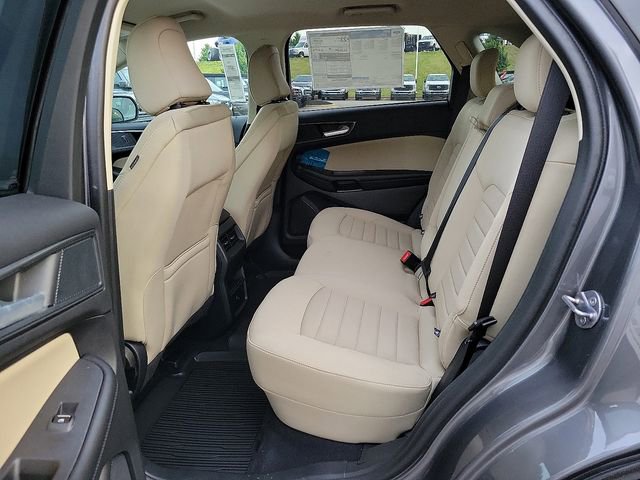 New 2024 Ford Edge SE image 5