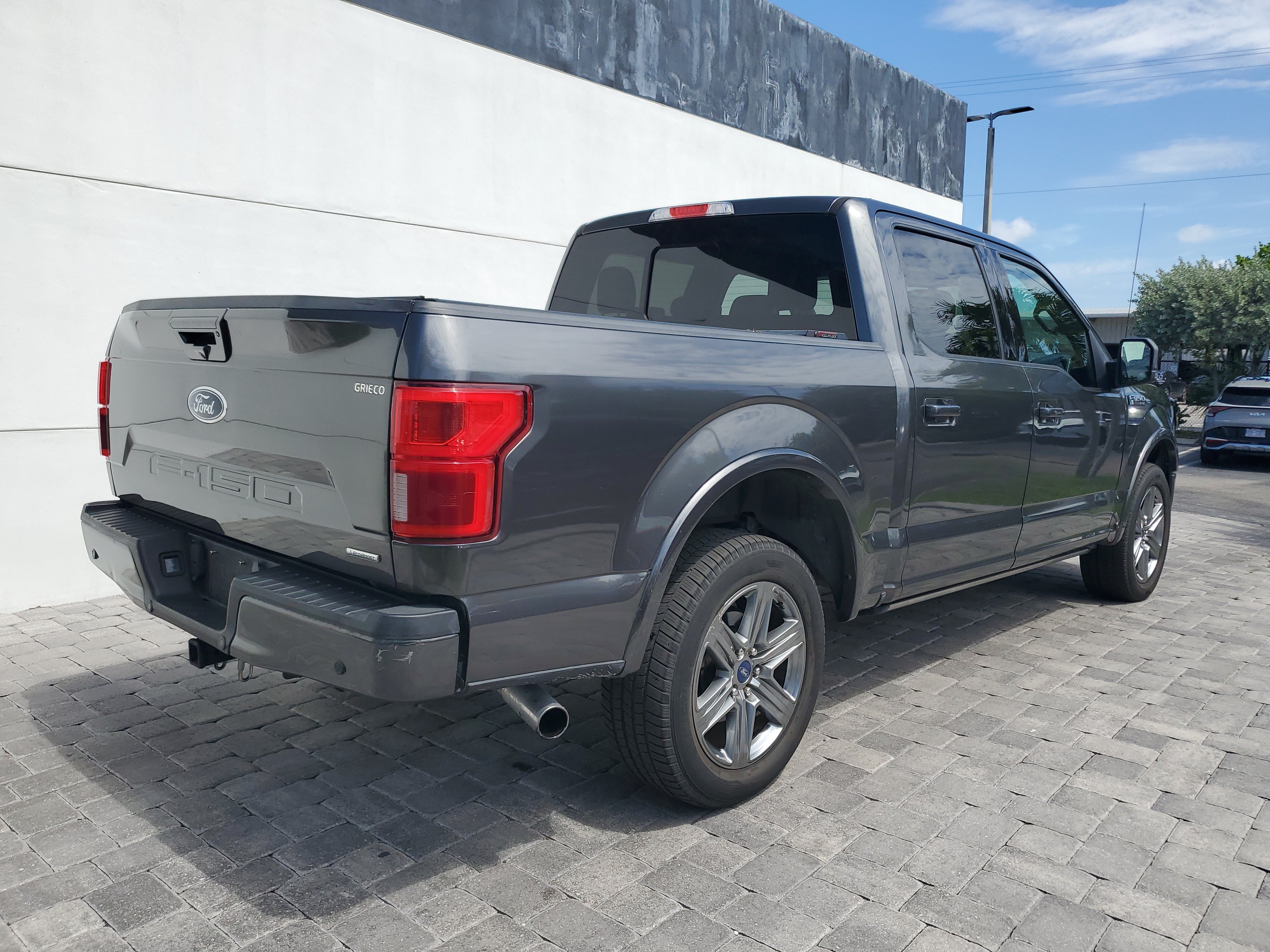 Used 2019 Ford F150 Lariat w/ Equipment Group 502A Luxury AWD/4WD image 6