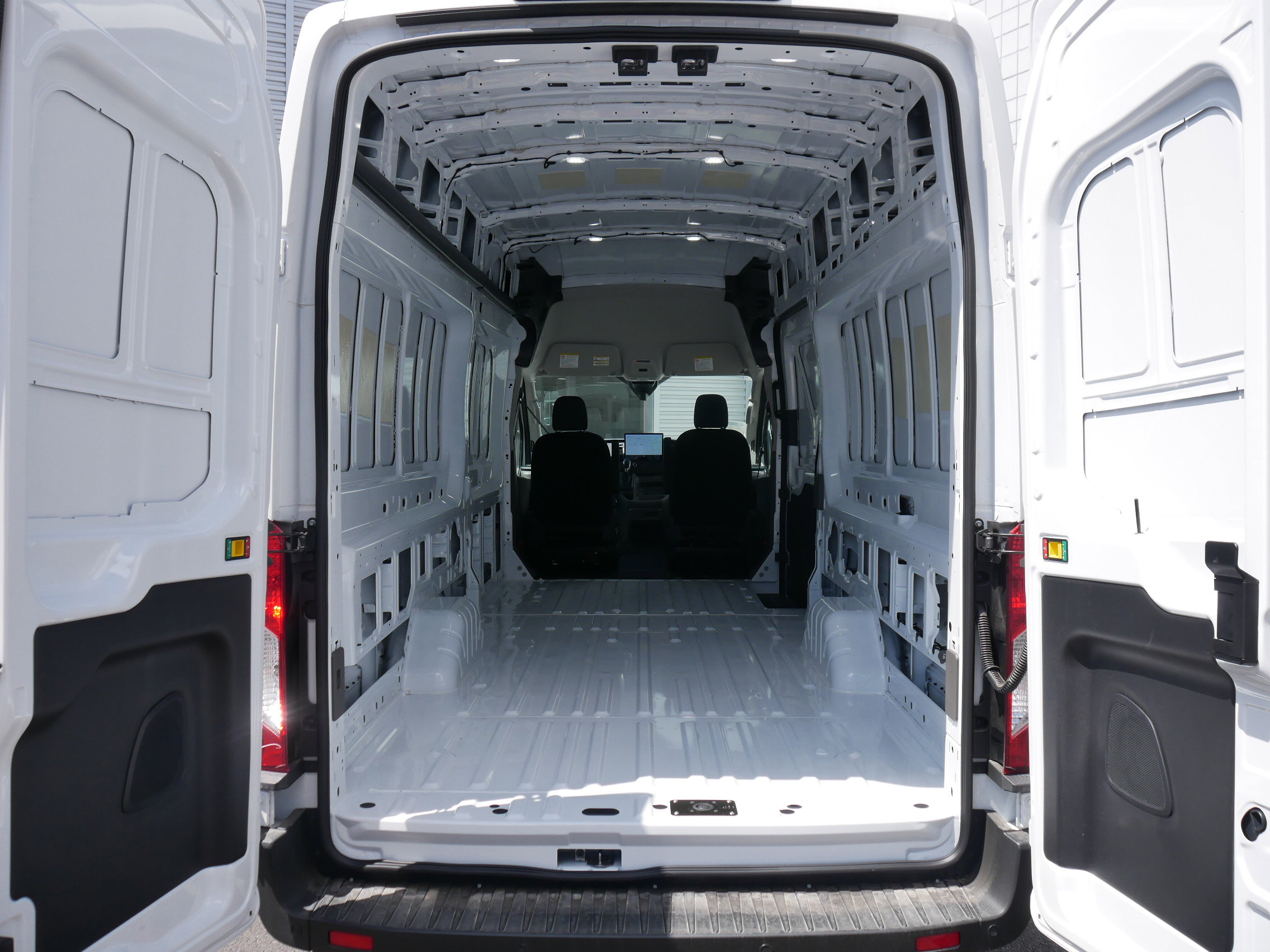 New 2025 Ford Transit 350 image 24