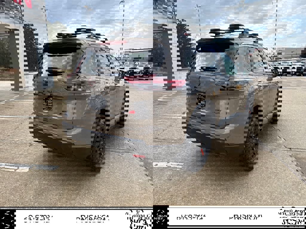 New 2026 Nissan Rogue SV image 9