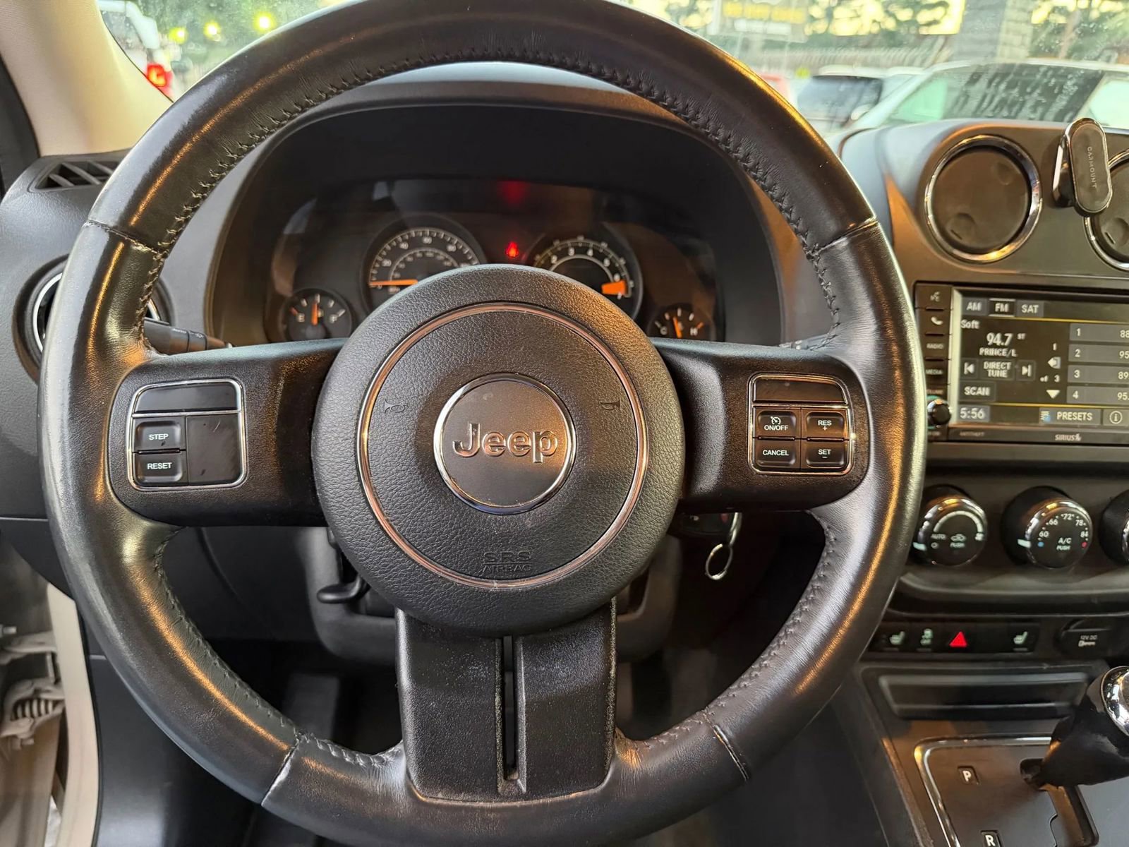 Used 2016 Jeep Patriot Latitude w/ Sun/Sound Group image 34