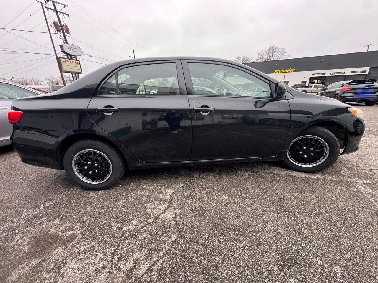 Used 2010 Toyota Corolla LE image 8