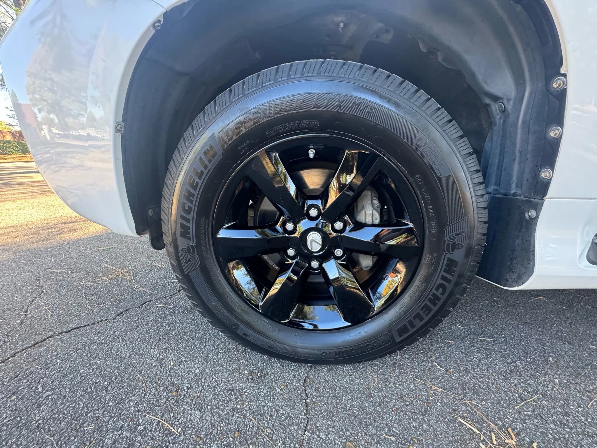 Used 2013 Lexus GX 460 image 40