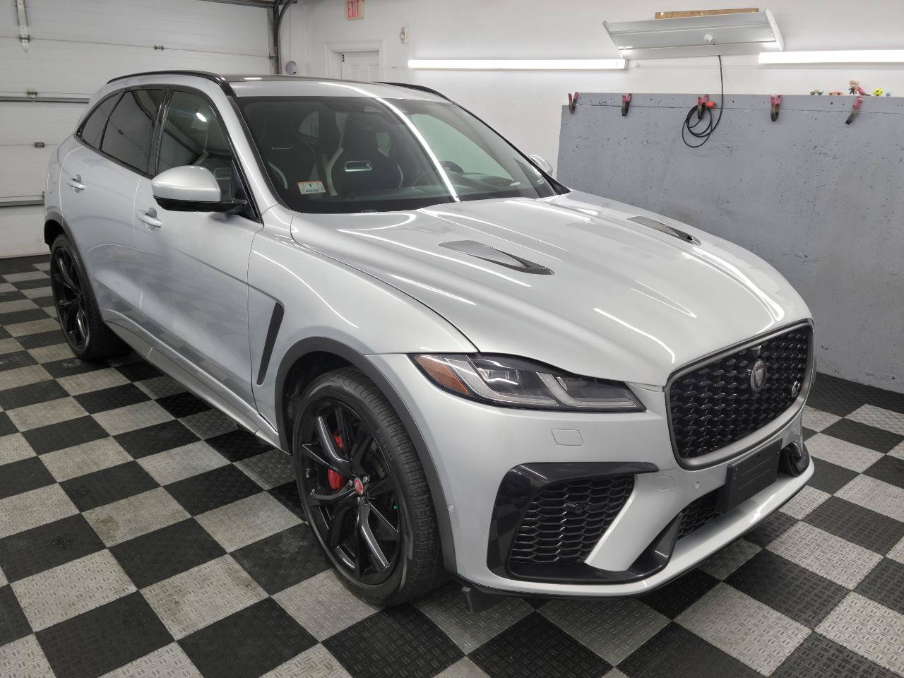 Used 2021 Jaguar F-PACE SVR AWD/4WD image 6