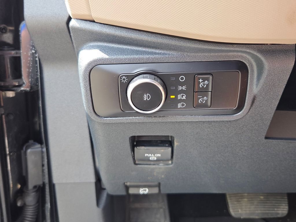 Used 2023 Ford Bronco Wildtrak image 26
