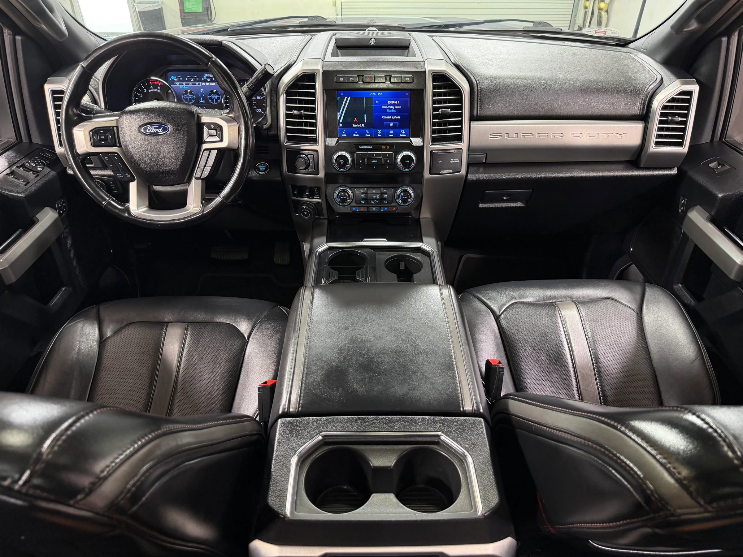 Used 2021 Ford F450 Platinum w/ FX4 Off-Road Package AWD/4WD image 23