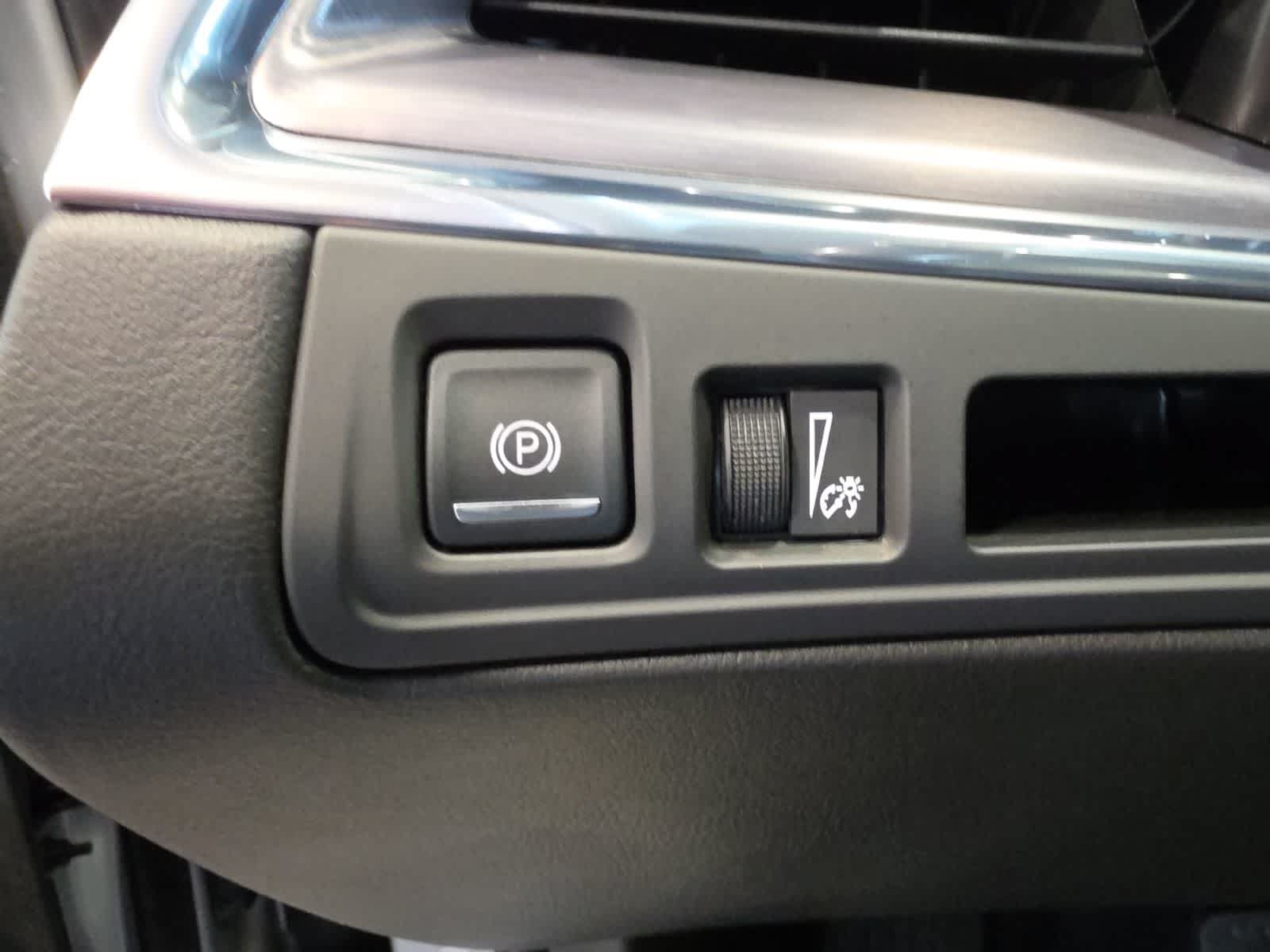Used 2018 Cadillac XT5 Luxury AWD/4WD image 22